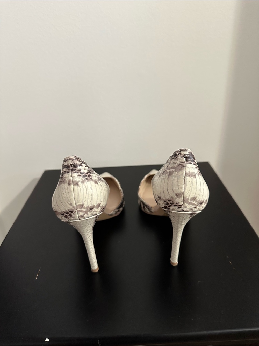 Women's Cream Snake-Print Stiletto Pumps